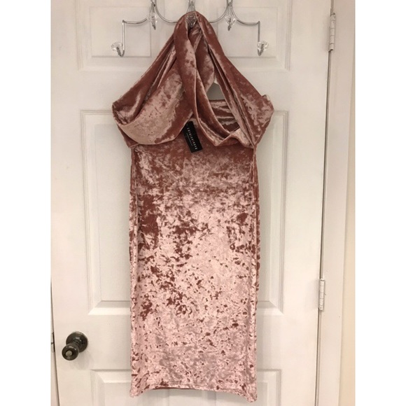 𝓕𝒂𝒔𝒉𝒊𝒐𝒏 𝓝𝒐𝒗𝒂 𝓓𝒓𝒆𝒔𝒔 - Picture 5 of 8